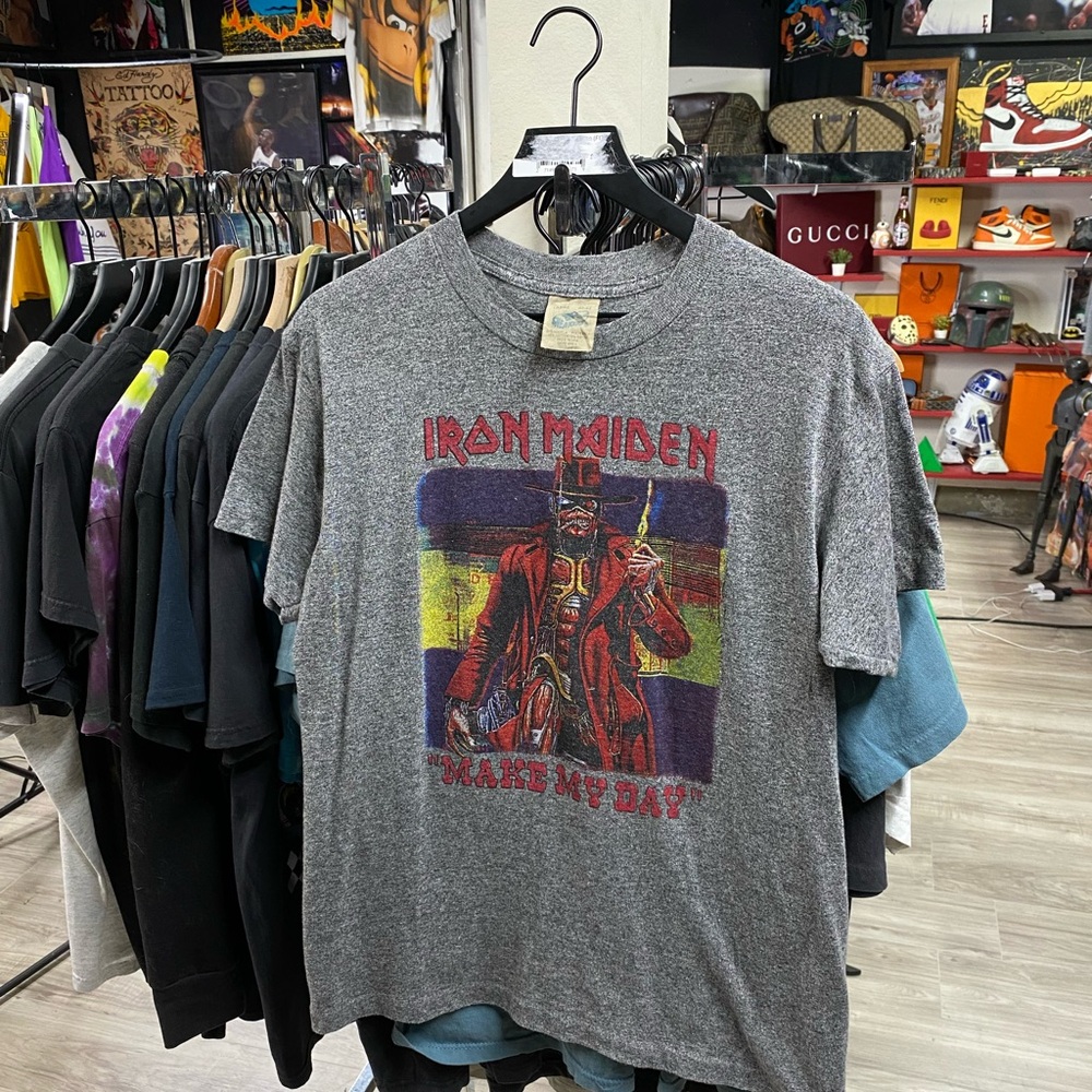 Vintage 90’s Iron Maiden Band T-Shirt Single Stitch Size Medium